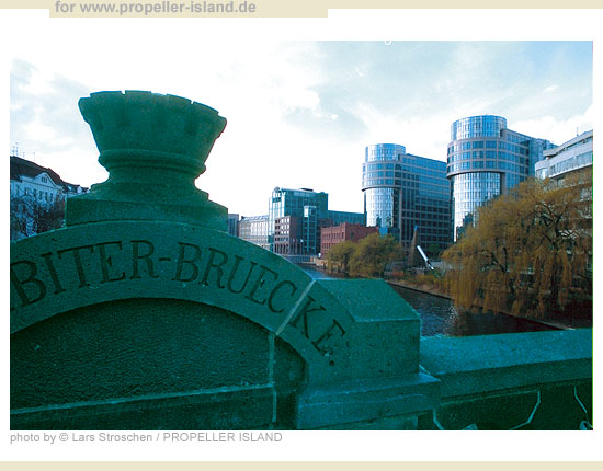 My Berlin Photos Berlin MIX Splitter Bruecke