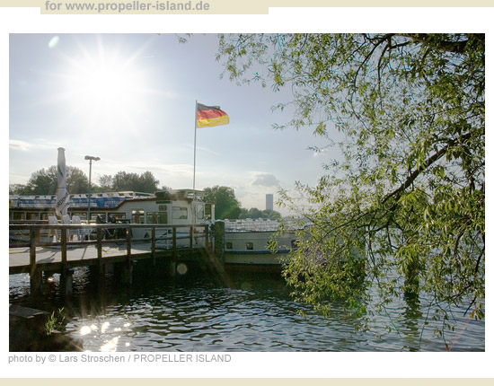 My Berlin Photos Berlin MIX steamboat at spree